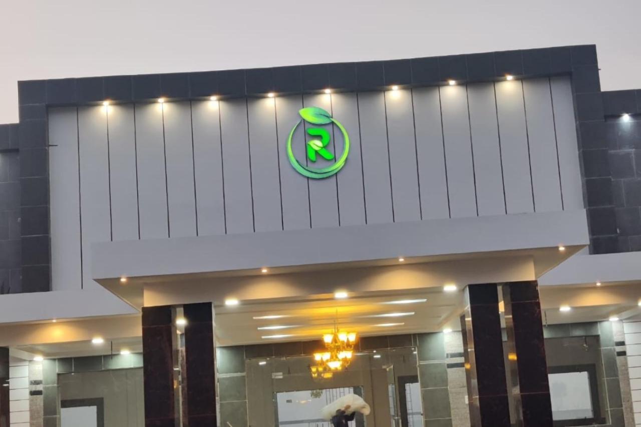 Royal Green Celebrate In Style Сахаранпур Екстериор снимка